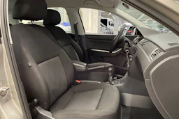 ruskea (beige) SEAT Toledo 2017 kuva 19.