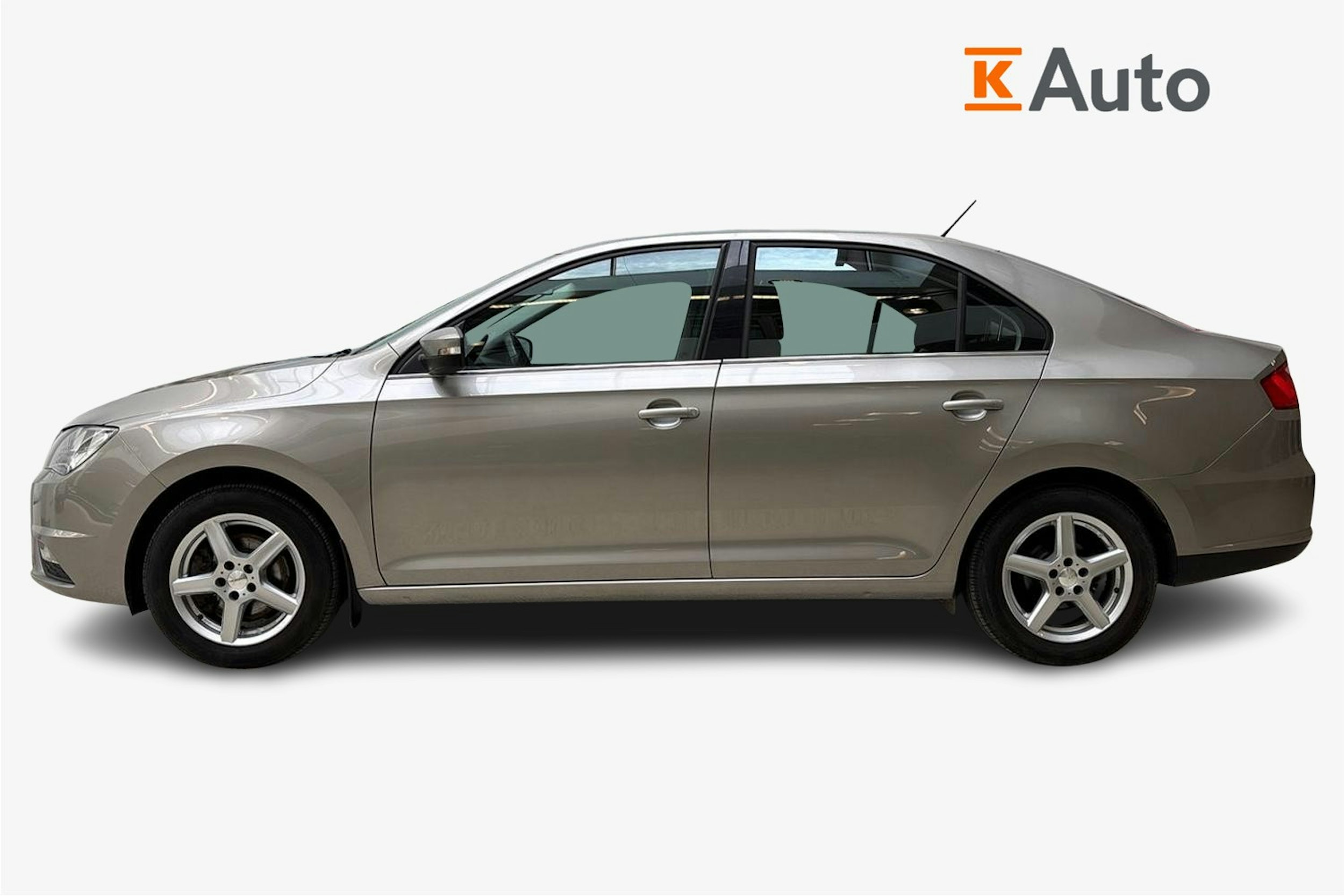 ruskea (beige) SEAT Toledo 2017 kuva 6.