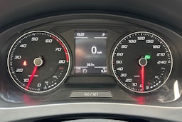 ruskea (beige) SEAT Toledo 2017 kuva 22.