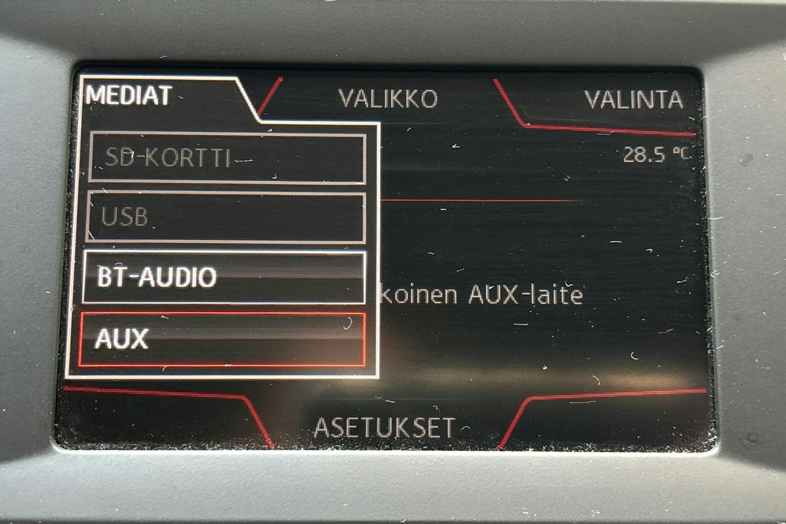 ruskea (beige) SEAT Toledo 2017 kuva 24.