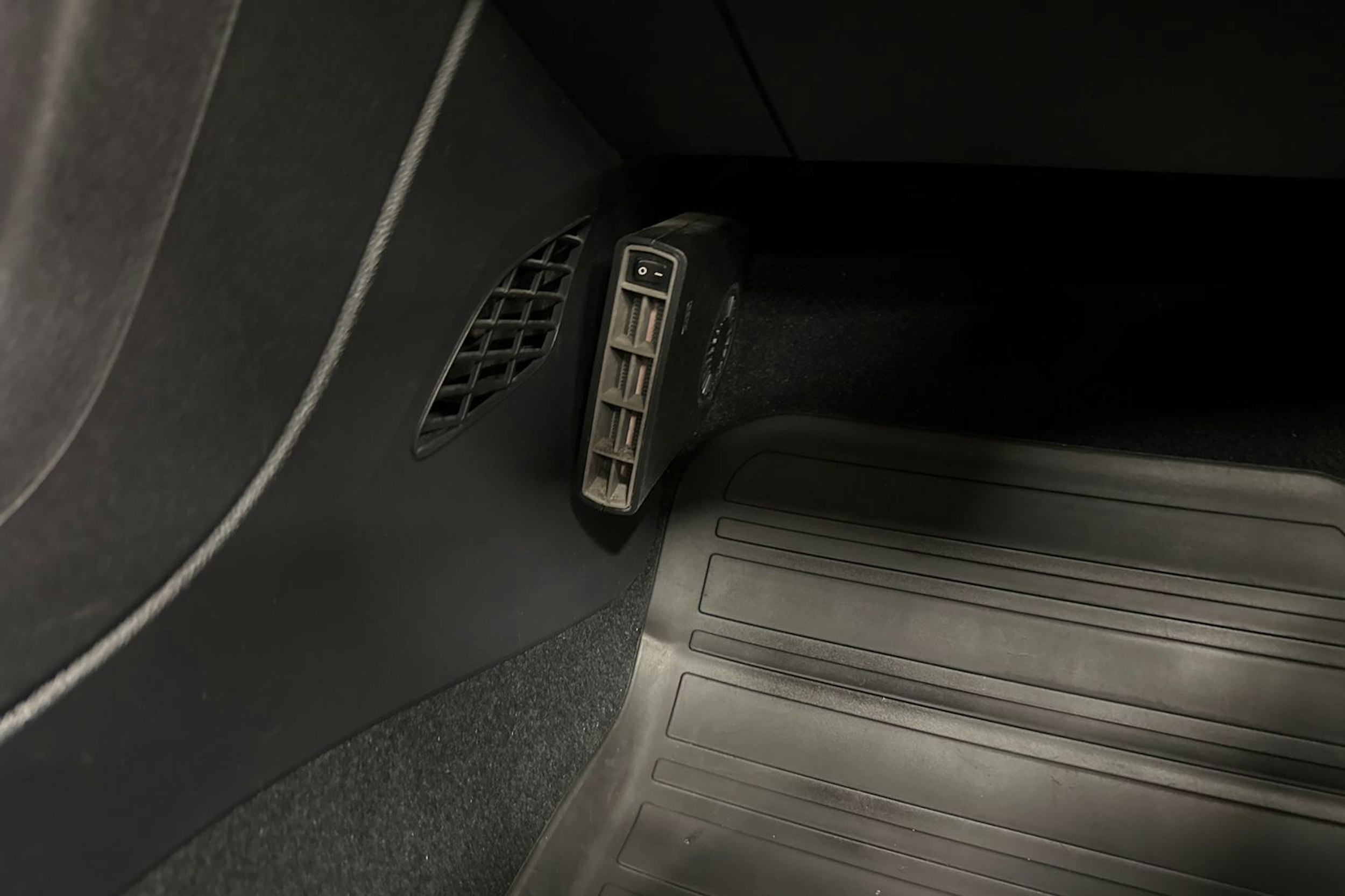 Keltainen Skoda CITIGO 2013 kuva 19.