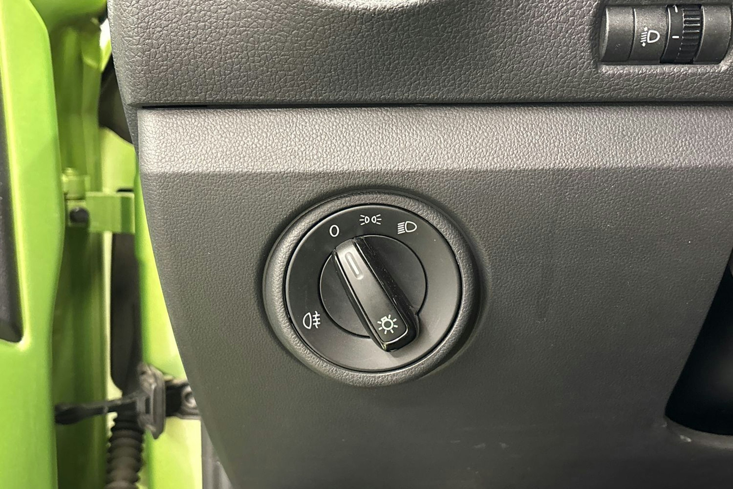 vihreä Skoda Citigo 2015 kuva 17.