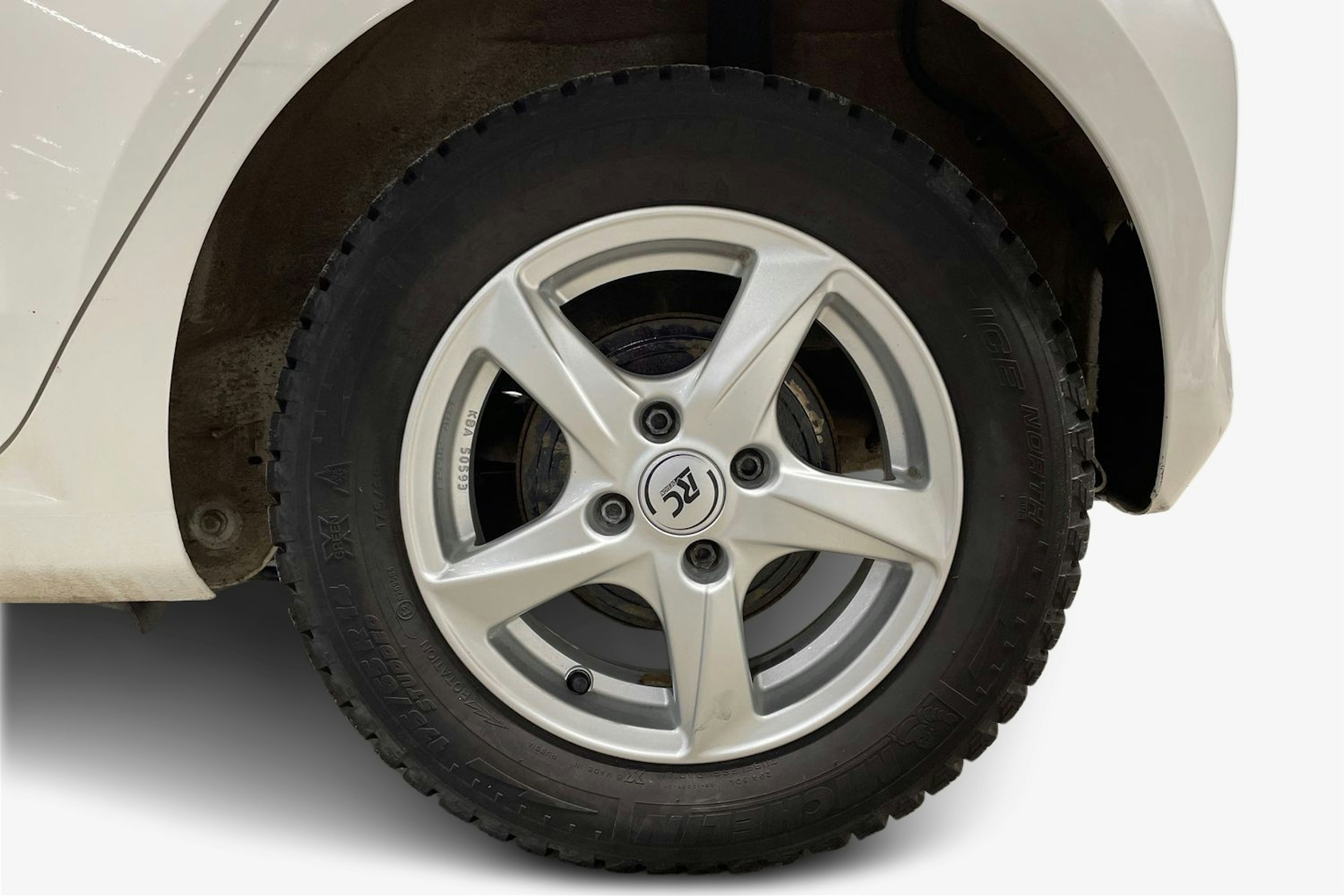 valkoinen Skoda Citigo 2017 kuva 9.