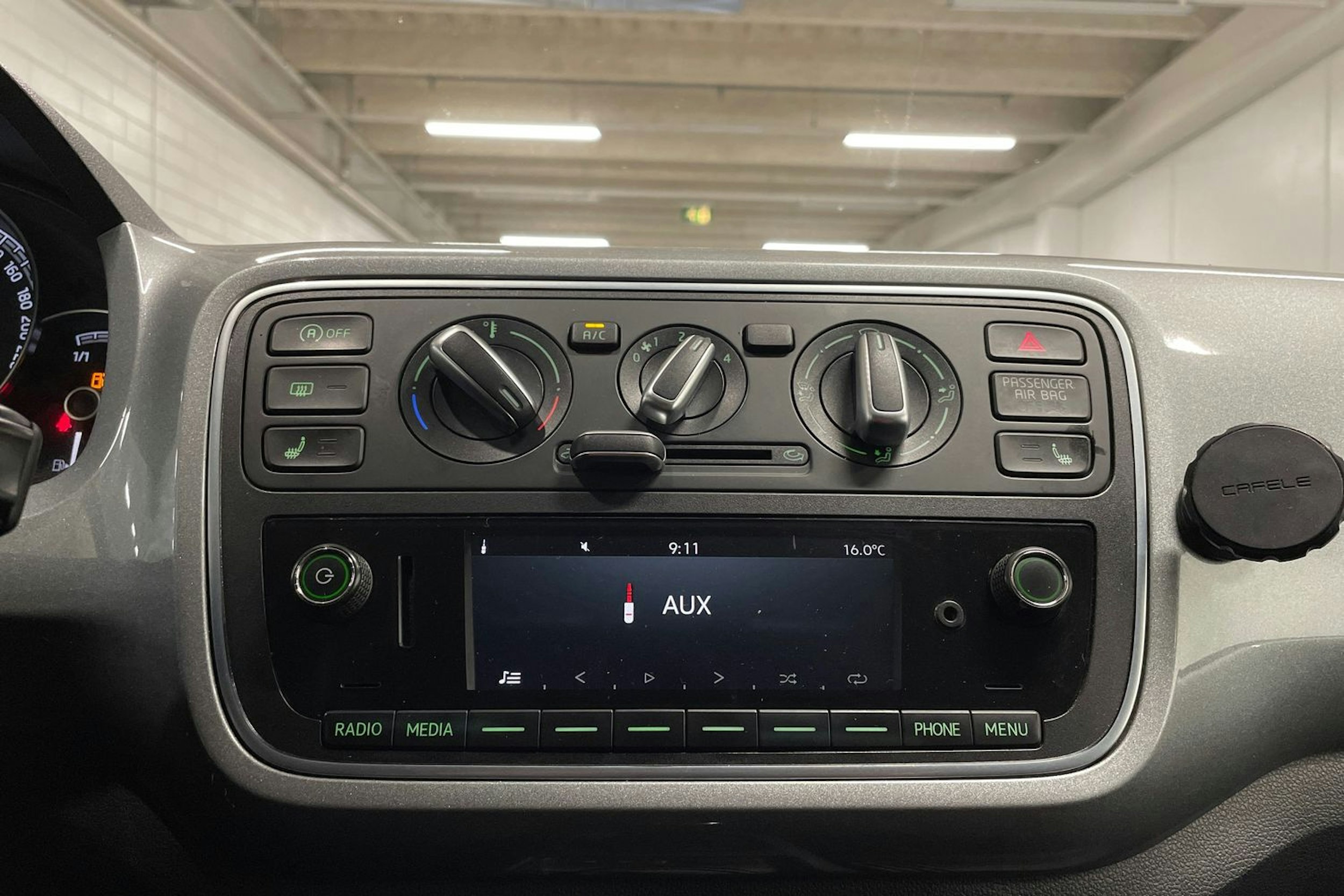 valkoinen Skoda Citigo 2017 kuva 14.