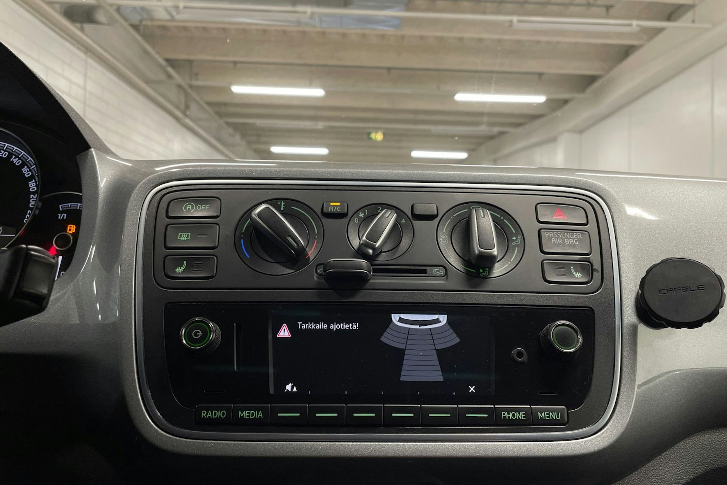 valkoinen Skoda Citigo 2017 kuva 15.