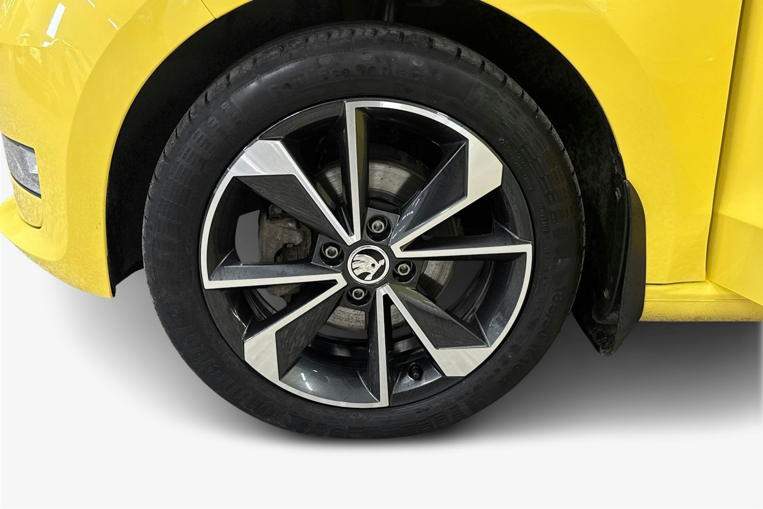keltainen Skoda Citigo 2020 kuva 11.
