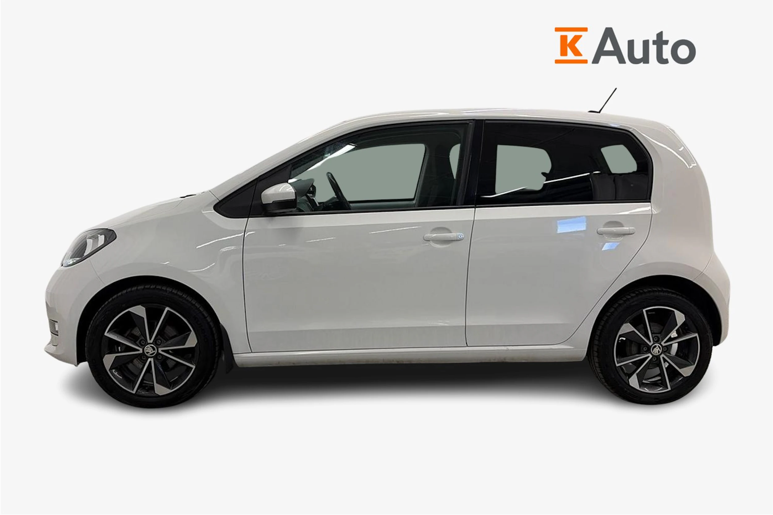 Valkoinen Skoda CITIGO 2021 kuva 5.