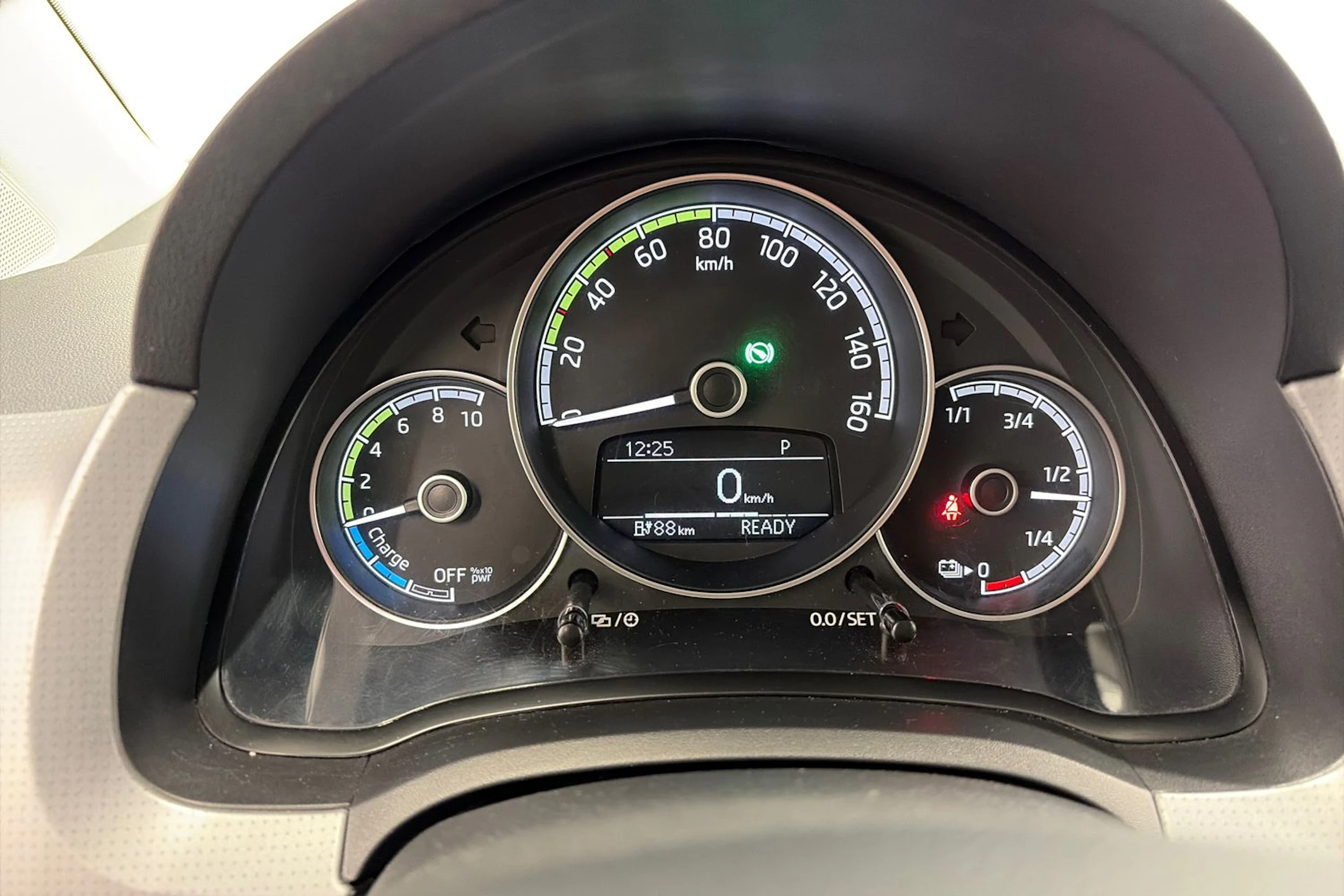 Valkoinen Skoda CITIGO 2021 kuva 12.