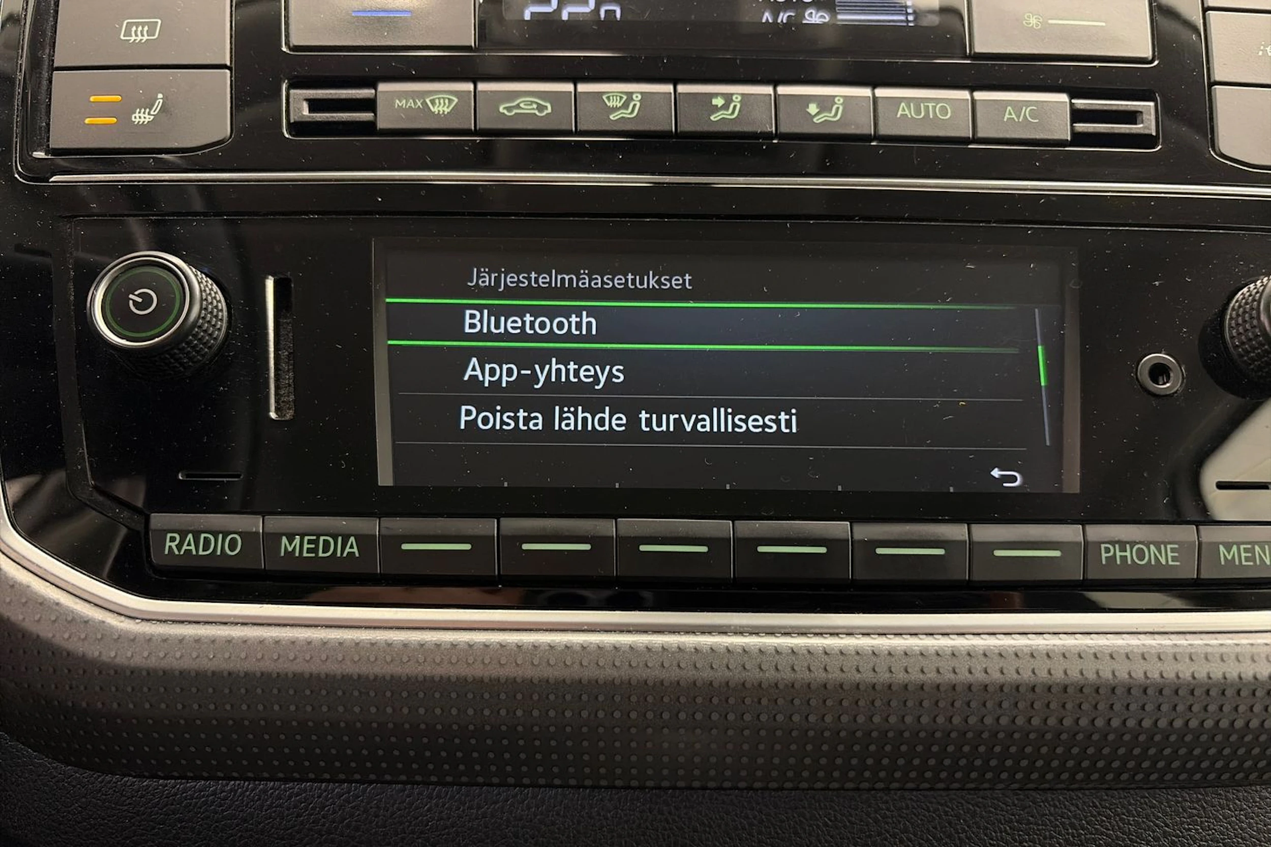 Valkoinen Skoda CITIGO 2021 kuva 16.