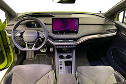 Vihreä Skoda Elroq 2025 kuva 7.