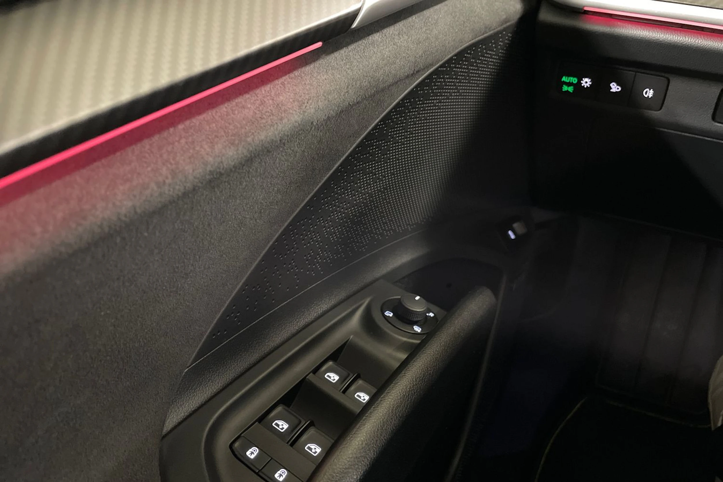 Vihreä Skoda Elroq 2025 kuva 16.