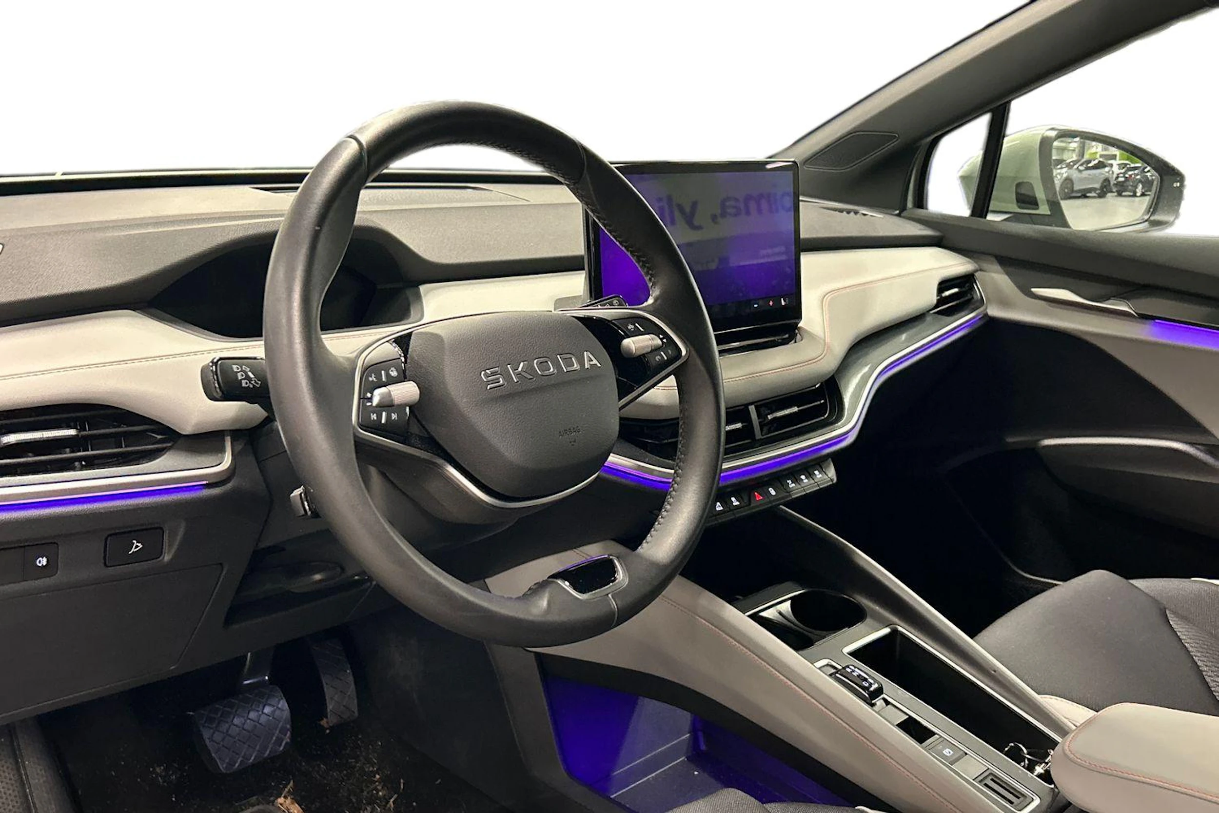 vihreä Skoda Elroq 2025 kuva 3.