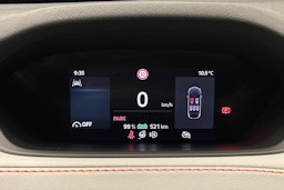 punainen Skoda Elroq 2025 kuva 24.