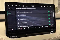 punainen Skoda Elroq 2025 kuva 29.