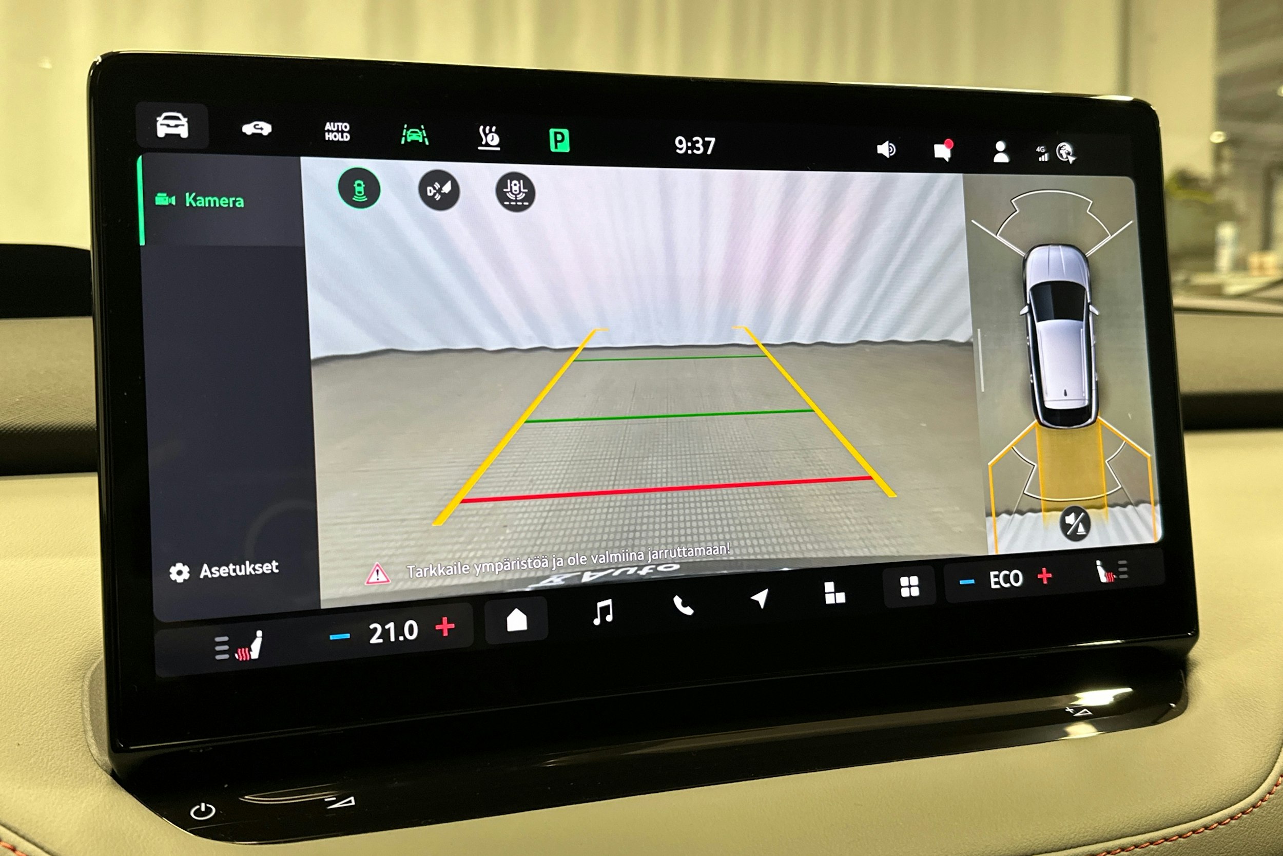 punainen Skoda Elroq 2025 kuva 33.