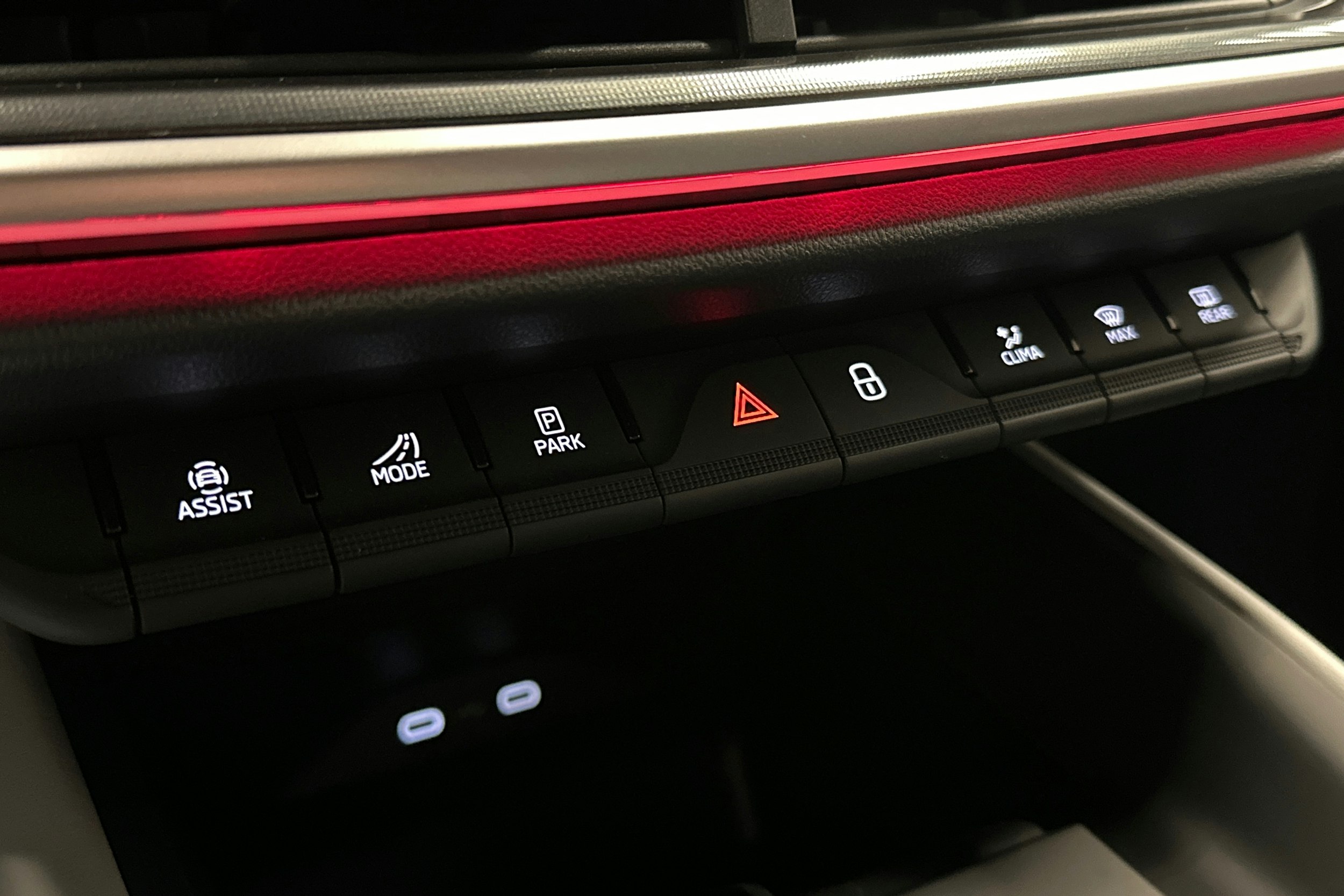 punainen Skoda Elroq 2025 kuva 34.