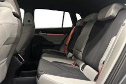 harmaa Skoda Elroq 2025 kuva 10.