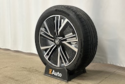 harmaa Skoda Elroq 2025 kuva 13.