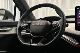 harmaa Skoda Elroq 2025 kuva 20.