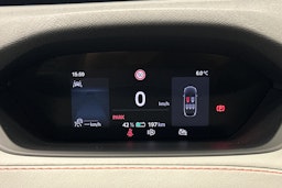 harmaa Skoda Elroq 2025 kuva 24.