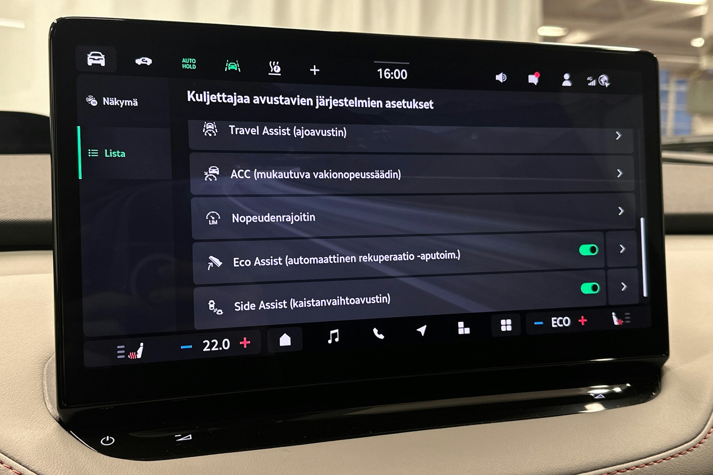 harmaa Skoda Elroq 2025 kuva 30.