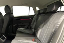 harmaa Skoda Elroq 2025 kuva 10.