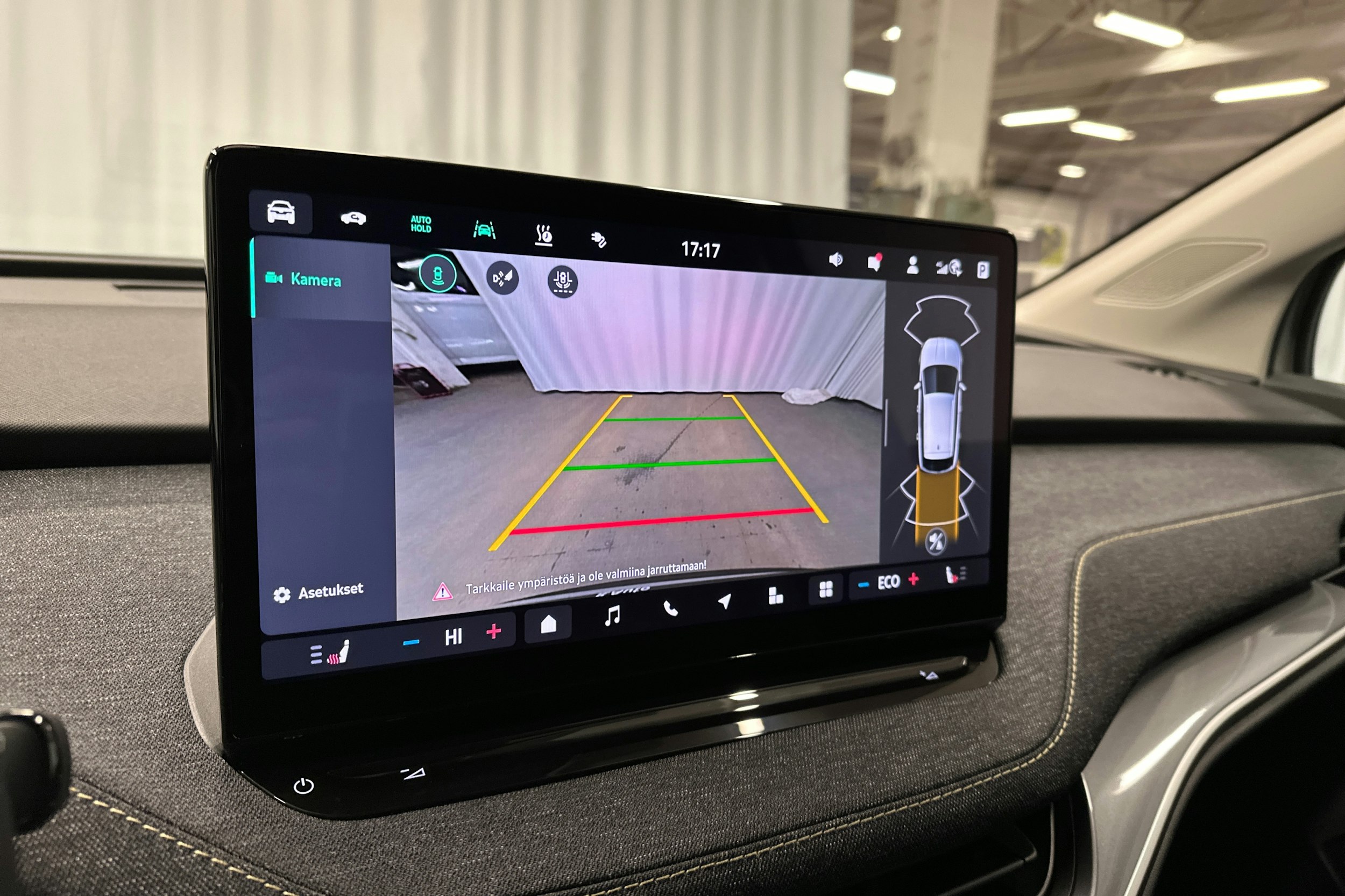 harmaa Skoda Elroq 2025 kuva 18.