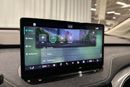 harmaa Skoda Elroq 2025 kuva 19.