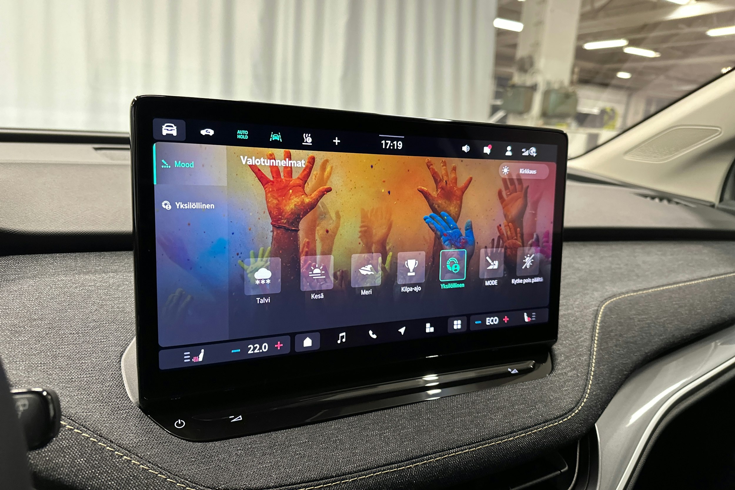 harmaa Skoda Elroq 2025 kuva 21.