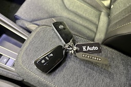 harmaa Skoda Elroq 2025 kuva 31.