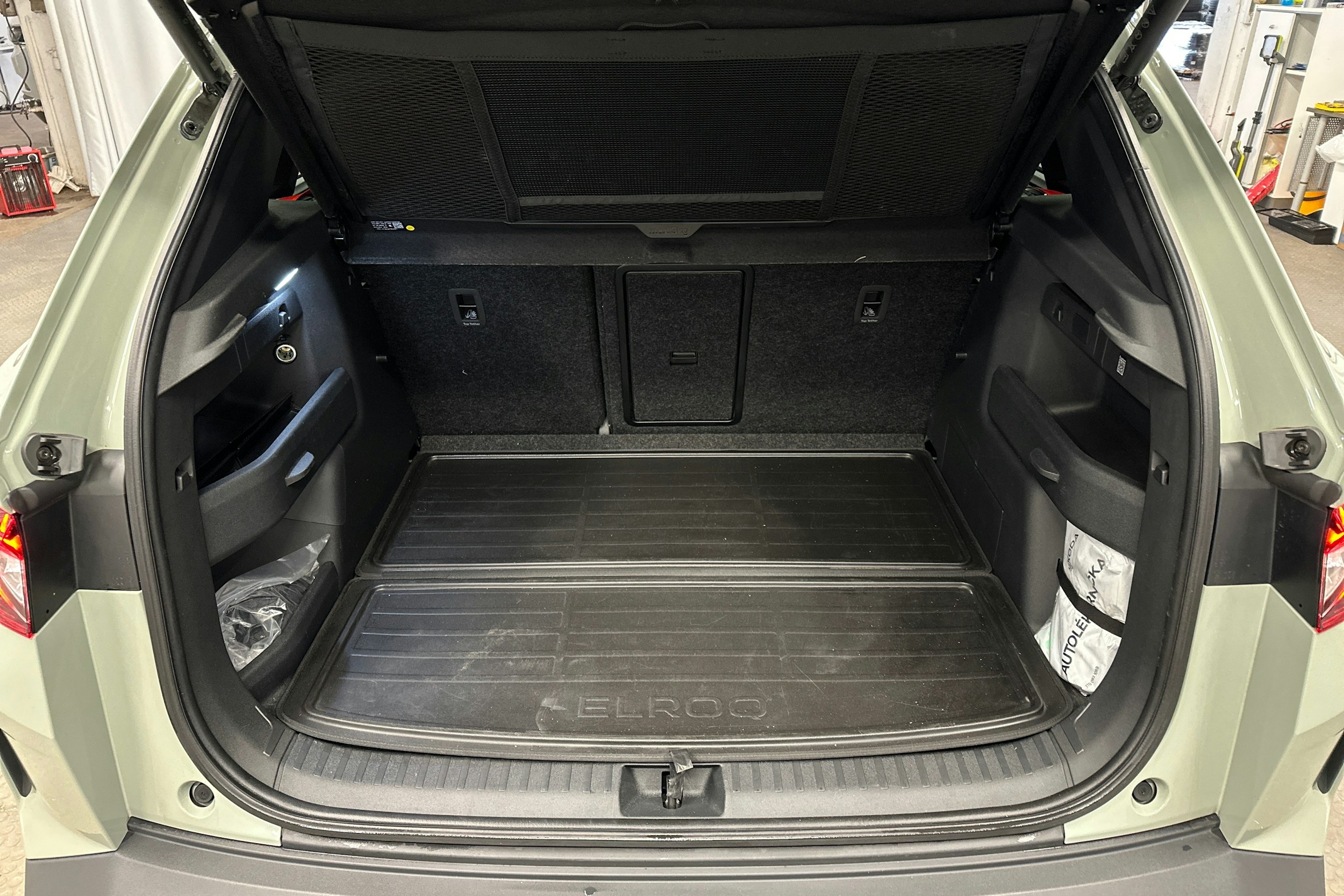 vihreä Skoda Elroq 2025 kuva 14.