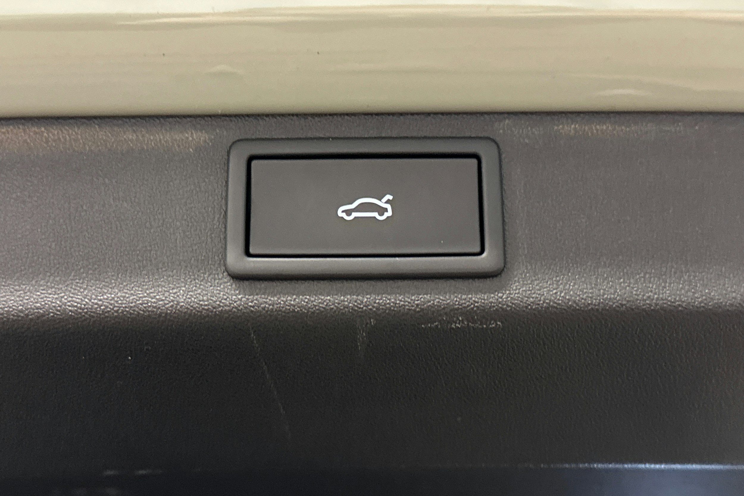 vihreä Skoda Elroq 2025 kuva 15.