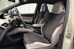 vihreä Skoda Elroq 2025 kuva 16.