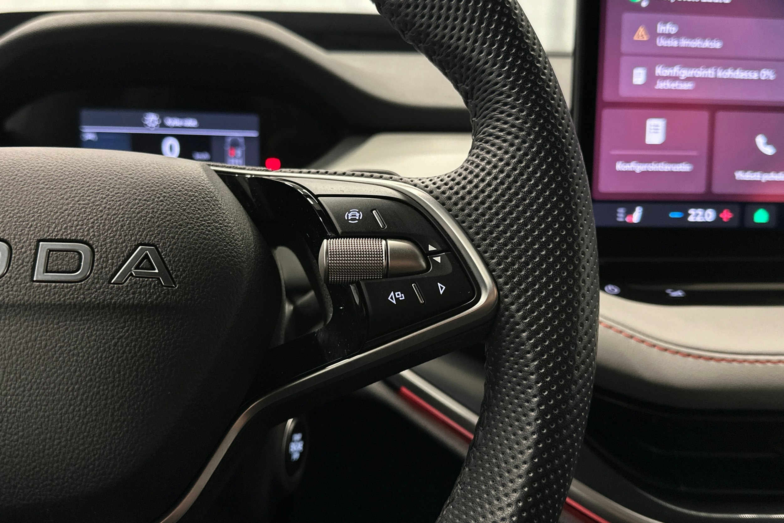 vihreä Skoda Elroq 2025 kuva 21.