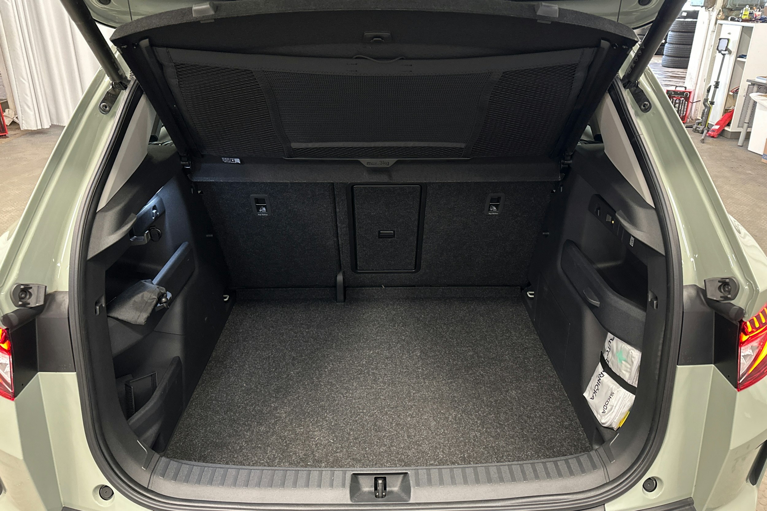 vihreä Skoda Elroq 2025 kuva 14.