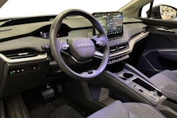 harmaa Skoda Elroq 2025 kuva 3.