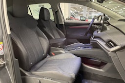 harmaa Skoda Elroq 2025 kuva 27.