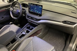harmaa Skoda Elroq 2025 kuva 28.