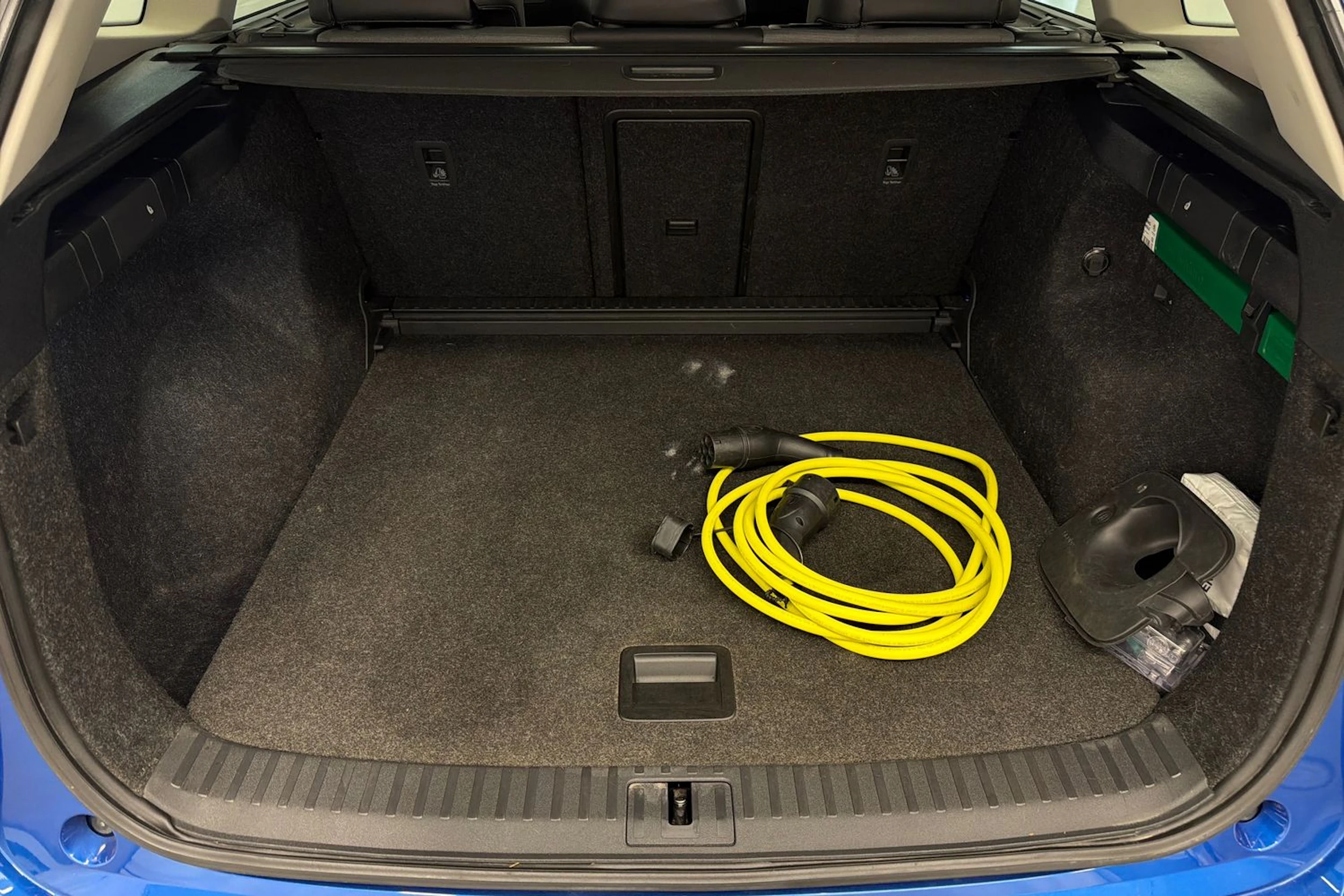 sininen Skoda Enyaq 2021 kuva 13.