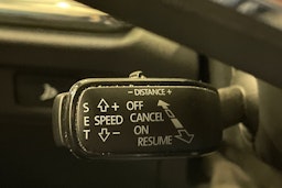 valkoinen Skoda Enyaq 2021 kuva 19.