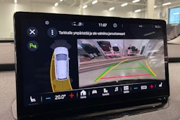 valkoinen Skoda Enyaq 2021 kuva 23.