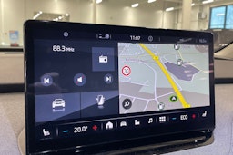 valkoinen Skoda Enyaq 2021 kuva 24.