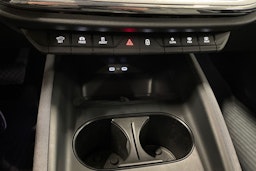 valkoinen Skoda Enyaq 2021 kuva 38.