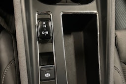 valkoinen Skoda Enyaq 2021 kuva 39.