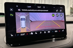 musta Skoda Enyaq 2022 kuva 34.