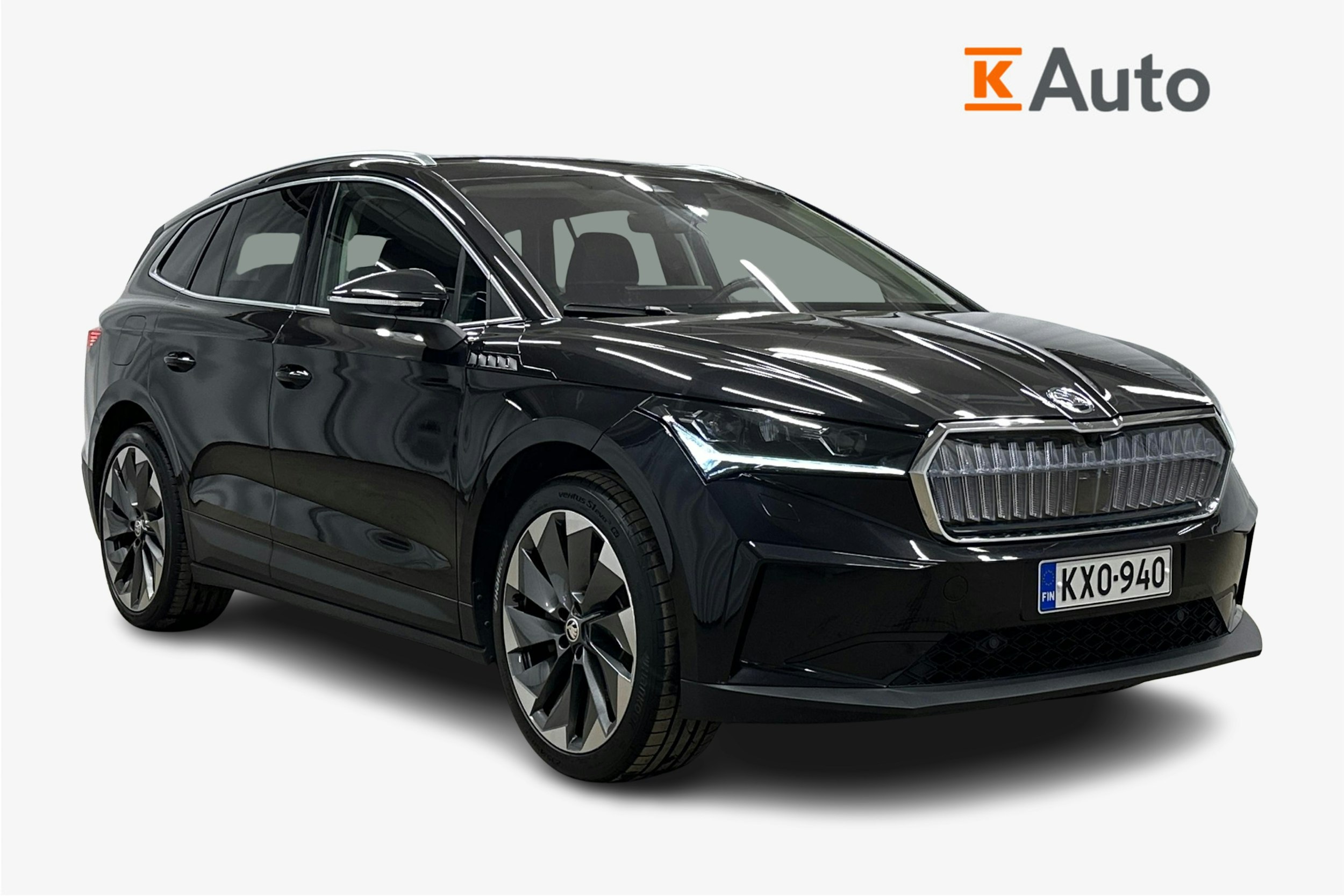 musta Skoda Enyaq 2021 kuva 1.
