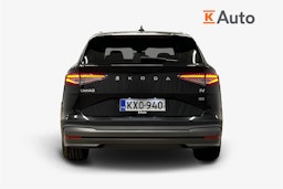 musta Skoda Enyaq 2021 kuva 3.