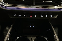 musta Skoda Enyaq 2021 kuva 25.