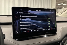 musta Skoda Enyaq 2021 kuva 33.