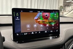 musta Skoda Enyaq 2021 kuva 34.